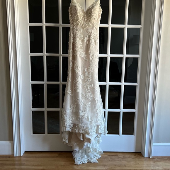 CASABLANCA bridal gown, champagne color, size 10, worn once, in great condition - Picture 4 of 10
